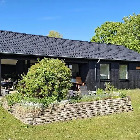 Nyaraló Fj1403-jaegerspris-ronnebaervej-22 *